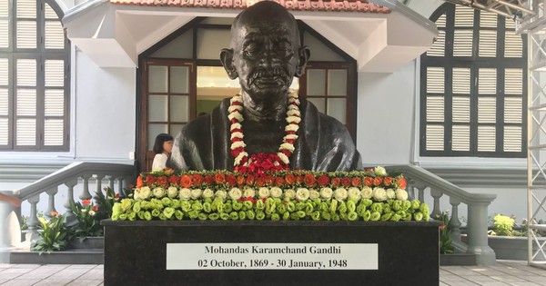 Mahatma Gandhi's statue unveiled