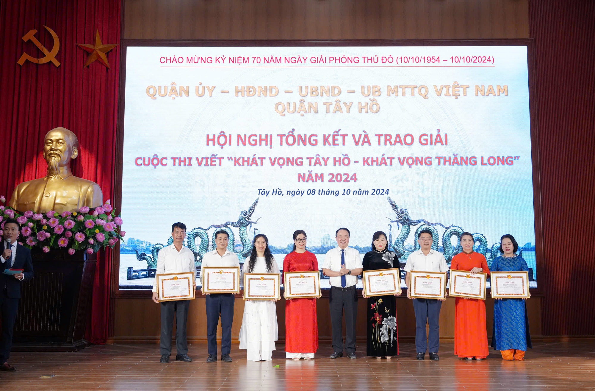 Trao giải Cuộc thi viết “Khát vọng Tây Hồ - Khát vọng Thăng Long” năm 2024- Ảnh 3.