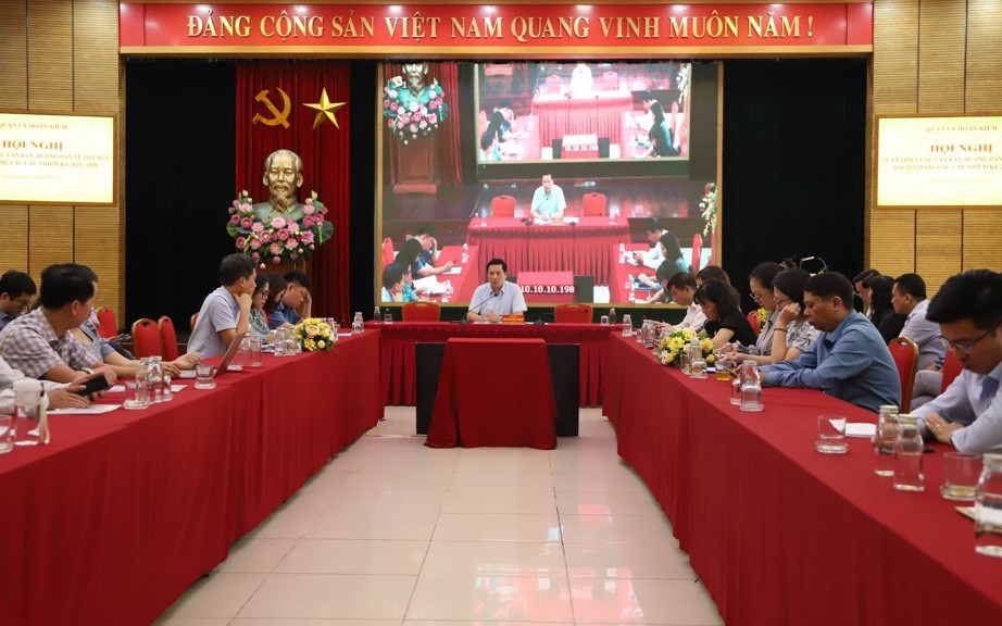 Quang cảnh hội nghị