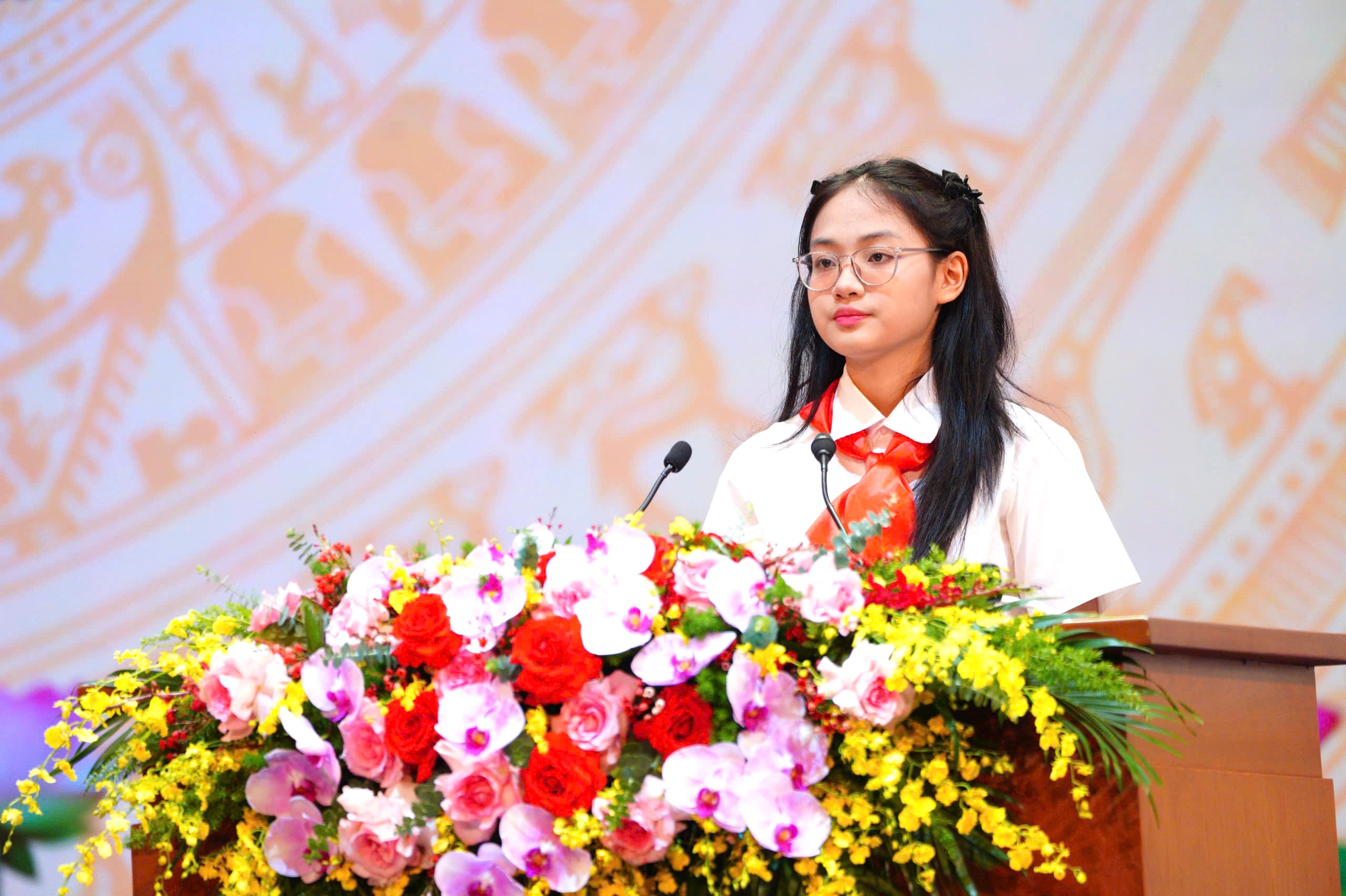 Những hình ảnh ấn tượng tại Lễ kỷ niệm 70 năm thành lập ngành Giáo dục và Đào tạo Thủ đô- Ảnh 9.