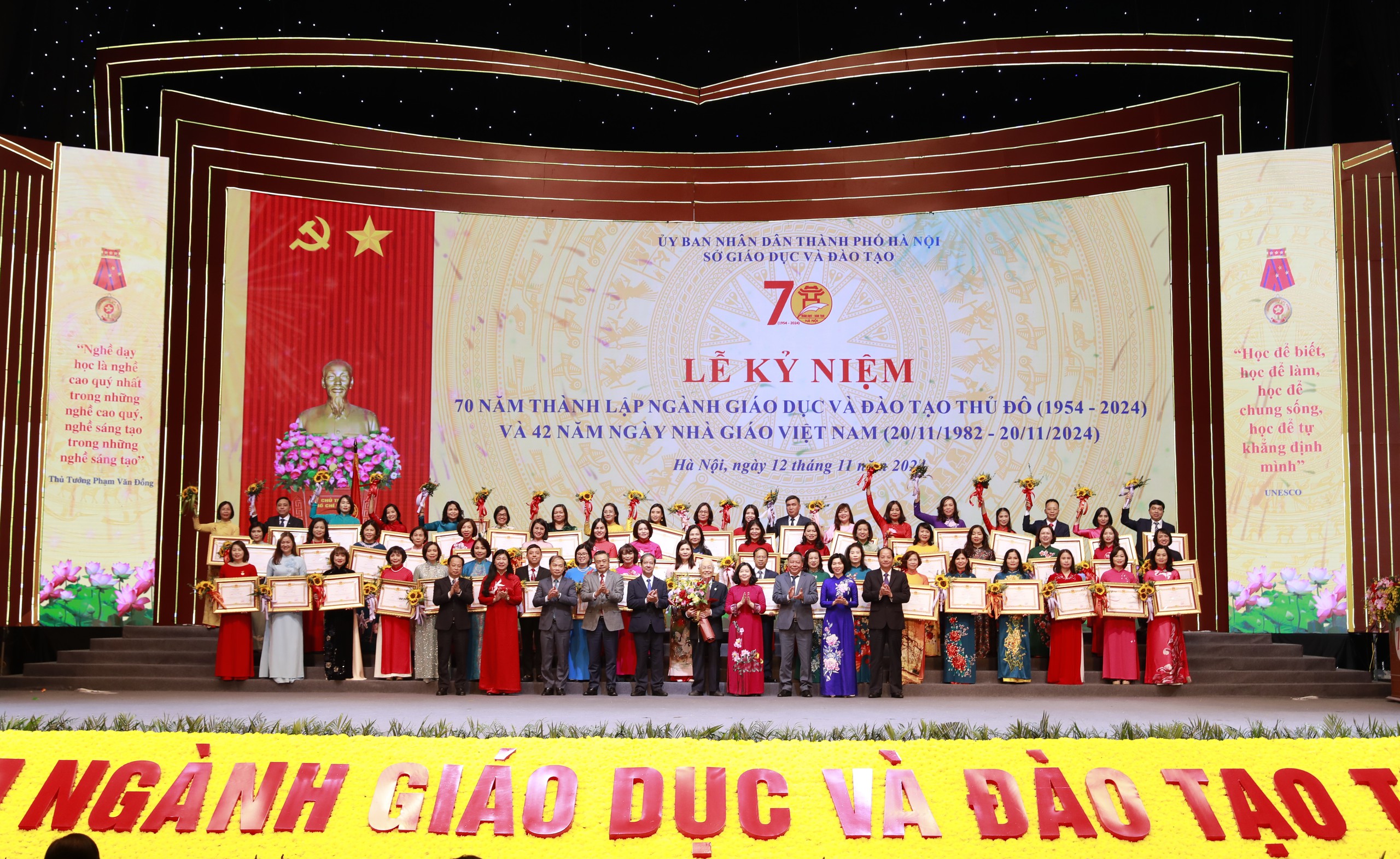 Những hình ảnh ấn tượng tại Lễ kỷ niệm 70 năm thành lập ngành Giáo dục và Đào tạo Thủ đô- Ảnh 15.