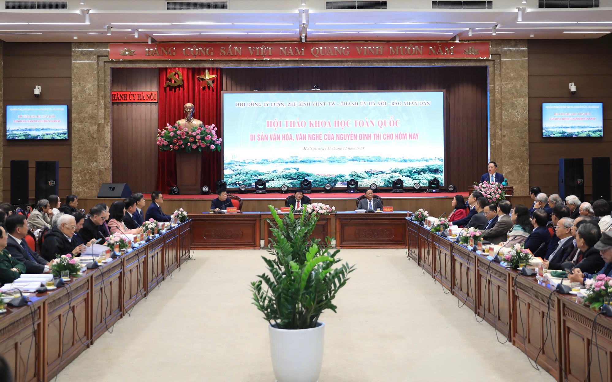 Quang cảnh Hội thảo khoa học
