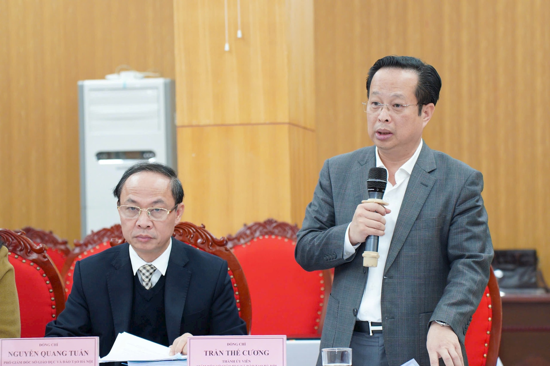Phó Chủ tịch UBND Thành phố Vũ Thu Hà kiểm tra kết quả thực hiện Chương trình số 06-CTr/TU tại Sở Giáo dục và Đào tạo- Ảnh 4.