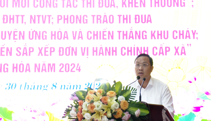 Huyện Ứng Hòa khen thưởng hơn 23 nghìn tập thể và cá nhân trong 10 năm thực hiện Chỉ thị số 34-CT/TW- Ảnh 2.