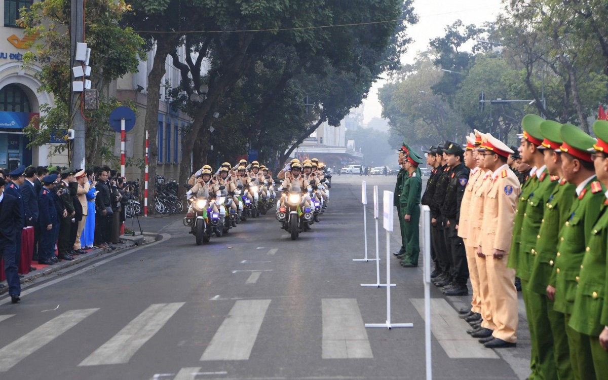 Lễ phát động ra quân Năm An toàn giao thông 2025 và đợt cao điểm bảo đảm trật tự, an toàn giao thông Tết Nguyên đán và Lễ hội Xuân năm 2025