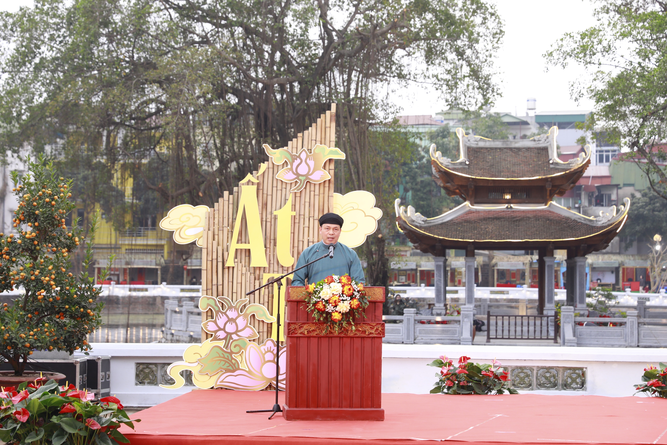 Khai mạc Hội chữ Xuân Ất Tỵ 2025 tại di tích Văn Miếu - Quốc Tử Giám- Ảnh 3.