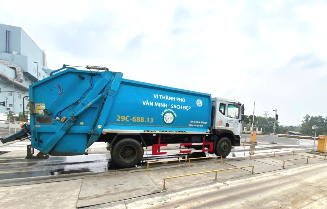 Để phố phường “Sáng - xanh - sạch - đẹp” dịp Tết- Ảnh 5.