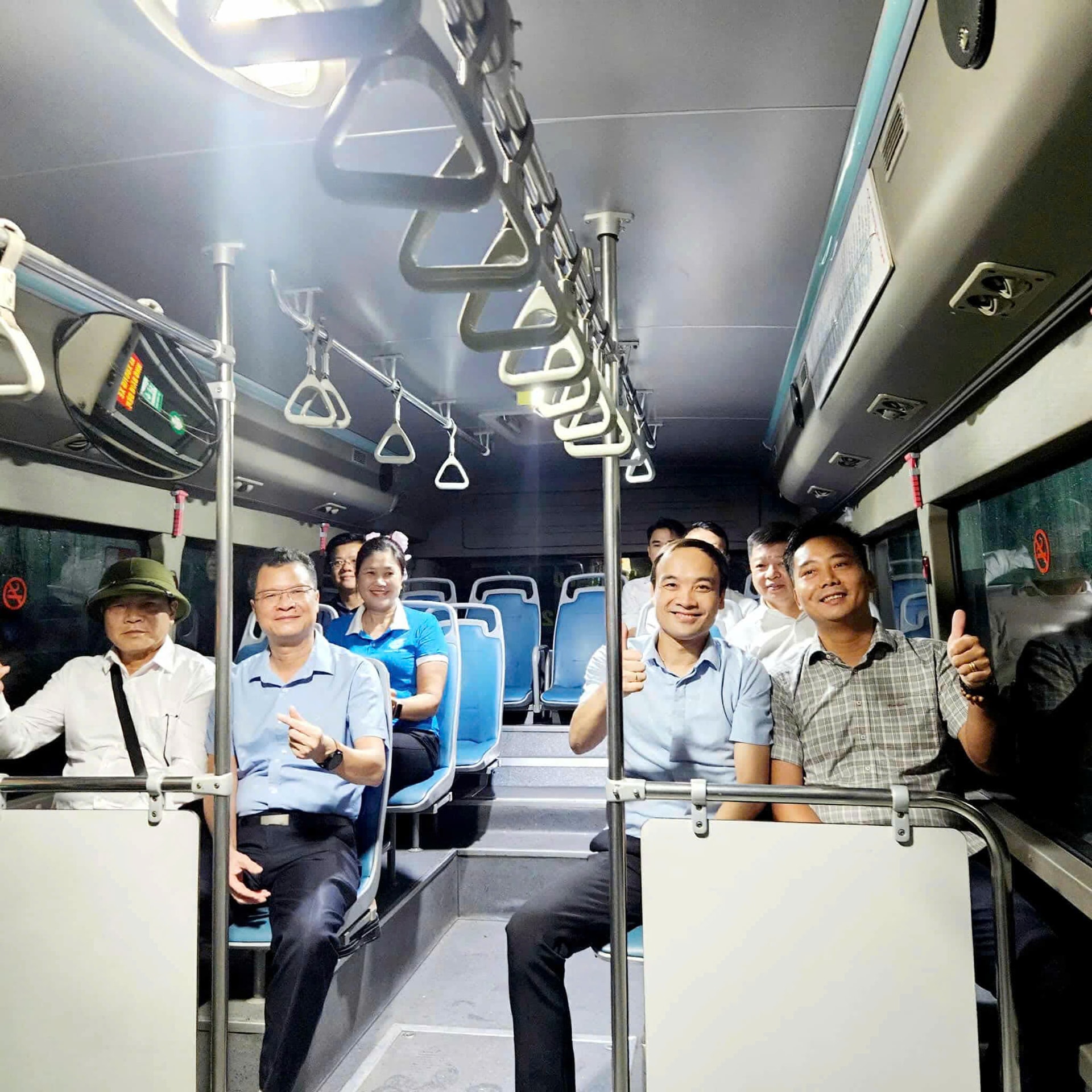 Hà Nội mở tuyến buýt kết nối tới xã đảo duy nhất của Thủ đô- Ảnh 2.