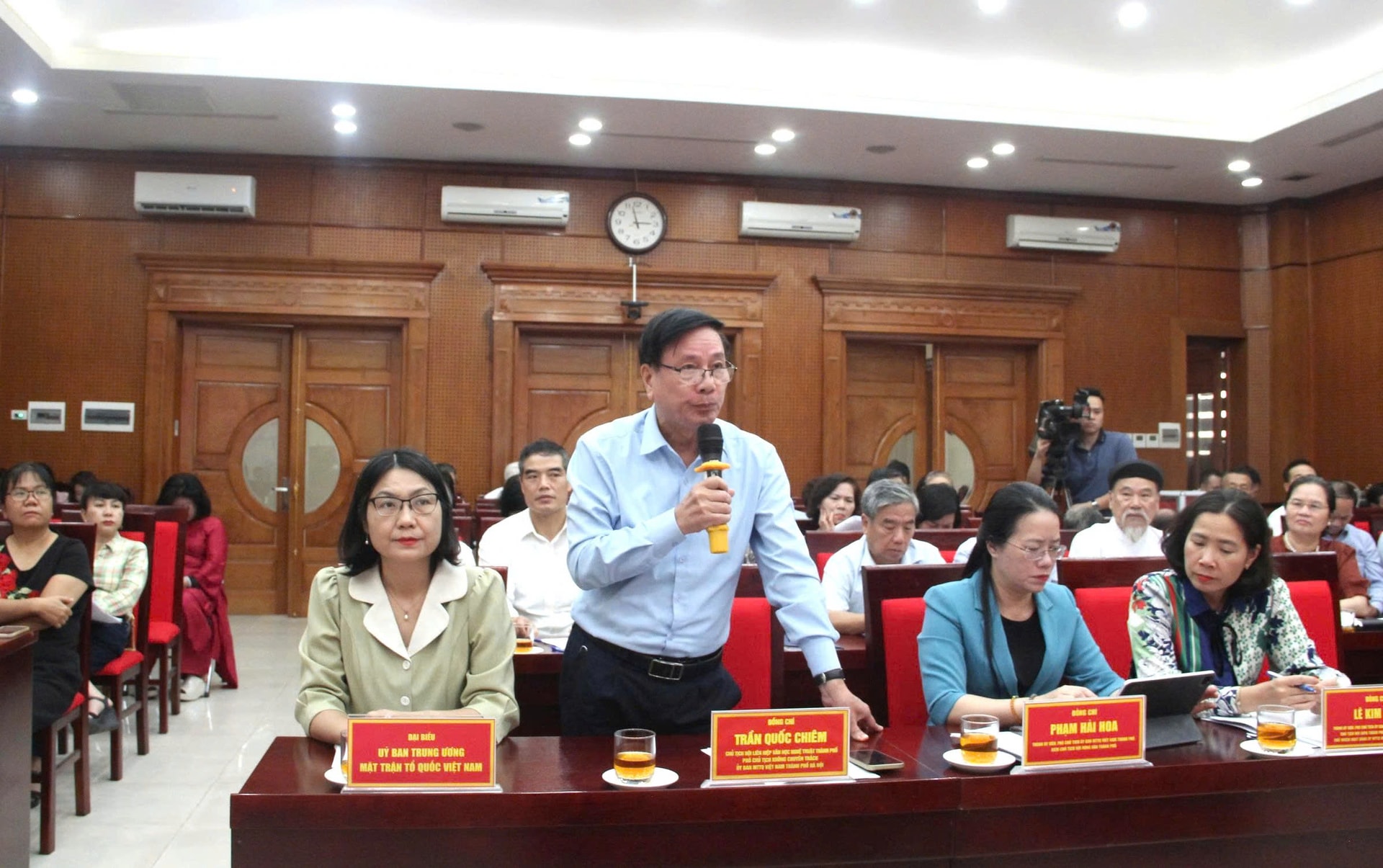 Ủy viên Ủy ban MTTQ Việt Nam thành phố Hà Nội thông qua Đề án nhân sự trình Đại hội- Ảnh 1.