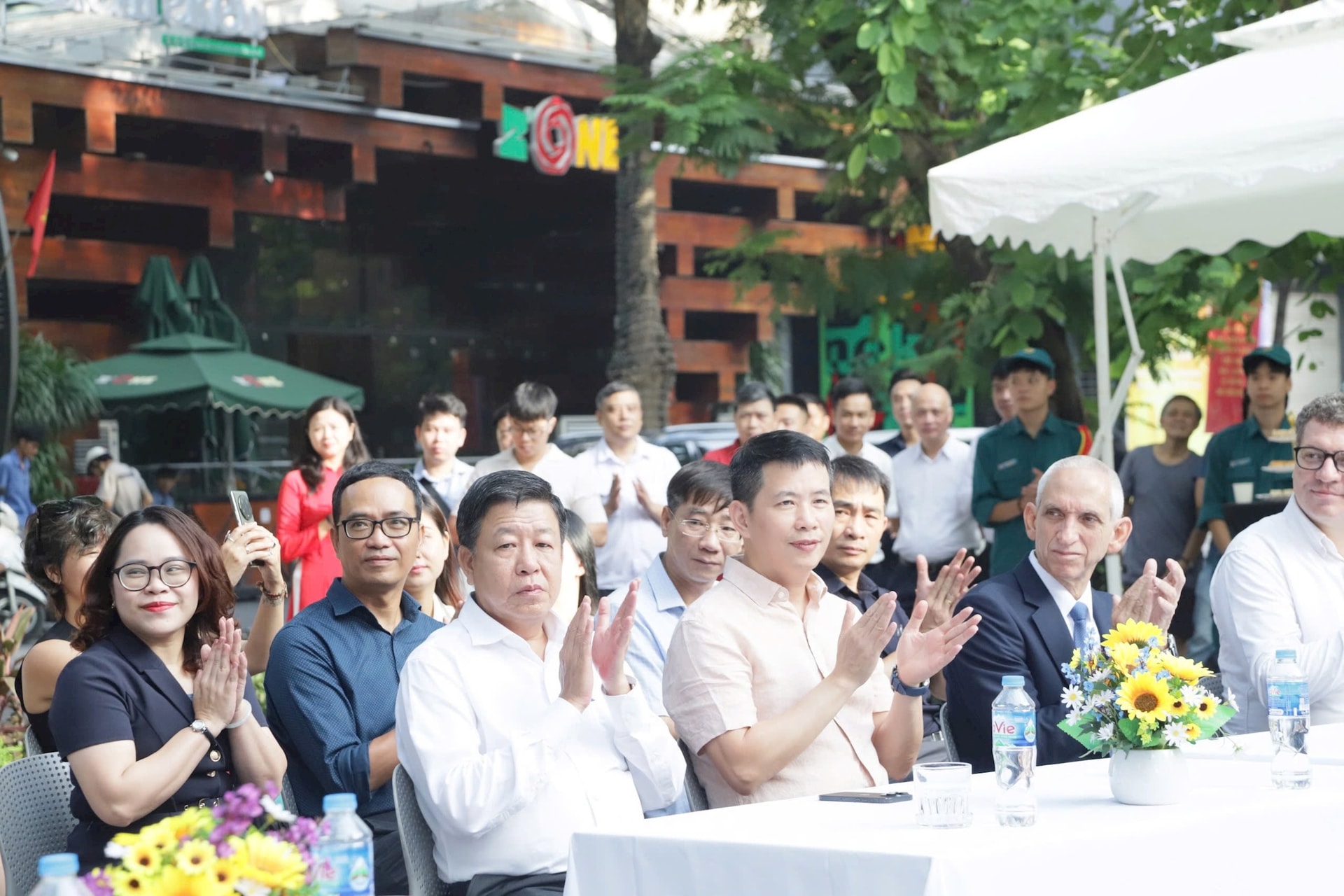 Khai mạc trưng bày quy hoạch, kiến trúc khu phố cũ tại Vườn hoa Tao Đàn- Ảnh 1.
