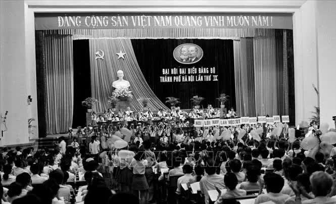 Dấu ấn Đảng bộ thành phố Hà Nội qua các kỳ Đại hội- Ảnh 3.