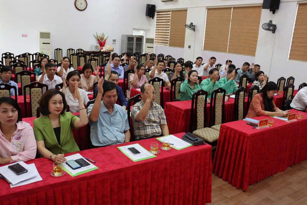 Đồng chí Trương Văn Nhung giữ chức Phó Chủ tịch Hội Nông dân thành phố Hà Nội- Ảnh 2.