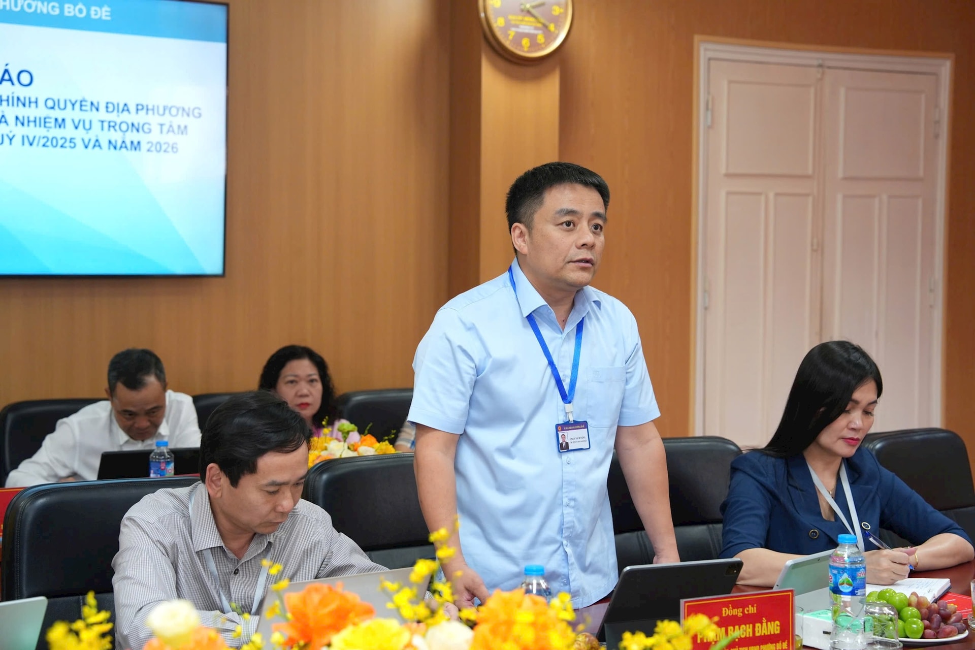 Phó Chủ tịch UBND Thành phố Vũ Thu Hà làm việc với phường Bồ Đề về kết quả triển khai mô hình chính quyền địa phương hai cấp- Ảnh 2.