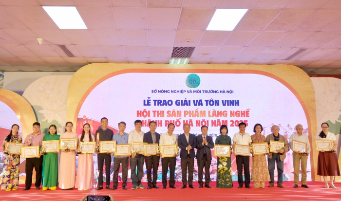 125 tác phẩm đạt giải tại Hội thi sản phẩm làng nghề Thành phố- Ảnh 3.