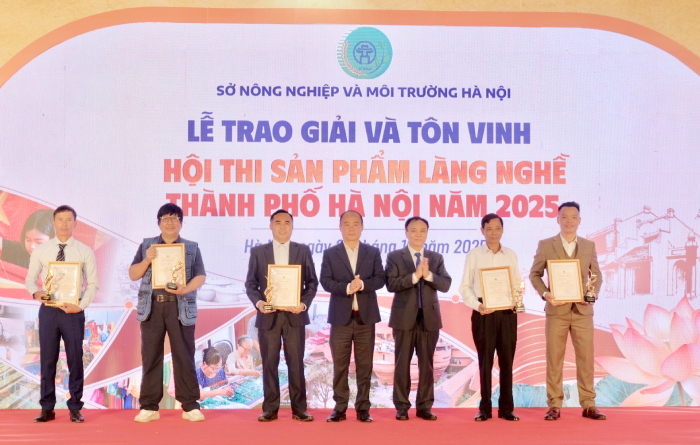 125 tác phẩm đạt giải tại Hội thi sản phẩm làng nghề Thành phố- Ảnh 2.