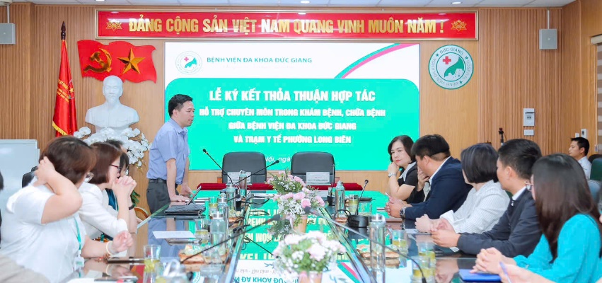 Phường Long Biên tăng cường hợp tác, phục vụ tốt hơn nhu cầu chăm sóc sức khỏe của nhân dân- Ảnh 2.