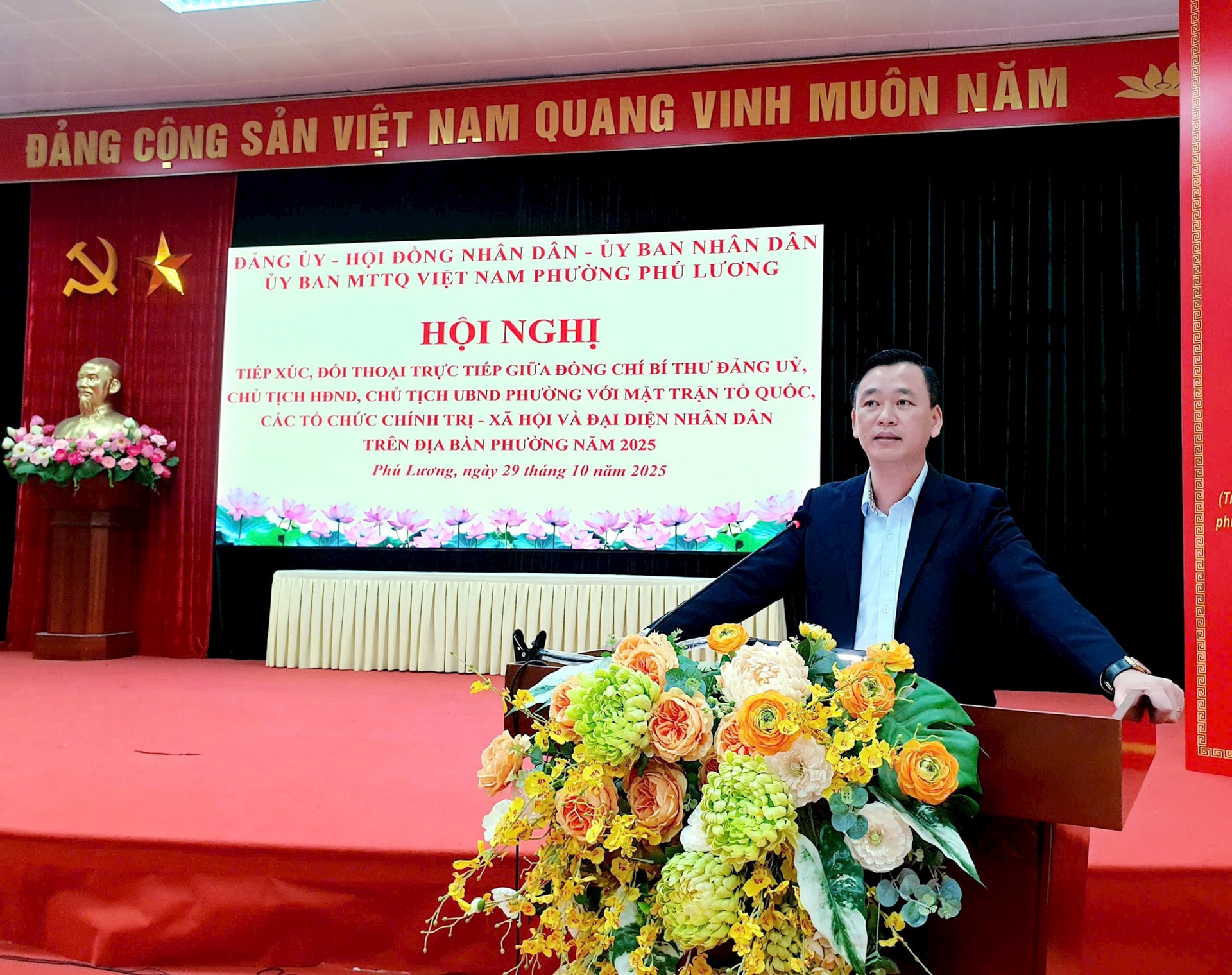 Distrito de Phu Luong: Resolução oportuna das petições legítimas do povo - Foto 3. Phường Phú Lương: Giải quyết kịp thời kiến nghị chính đáng của Nhân dân- Ảnh 3.