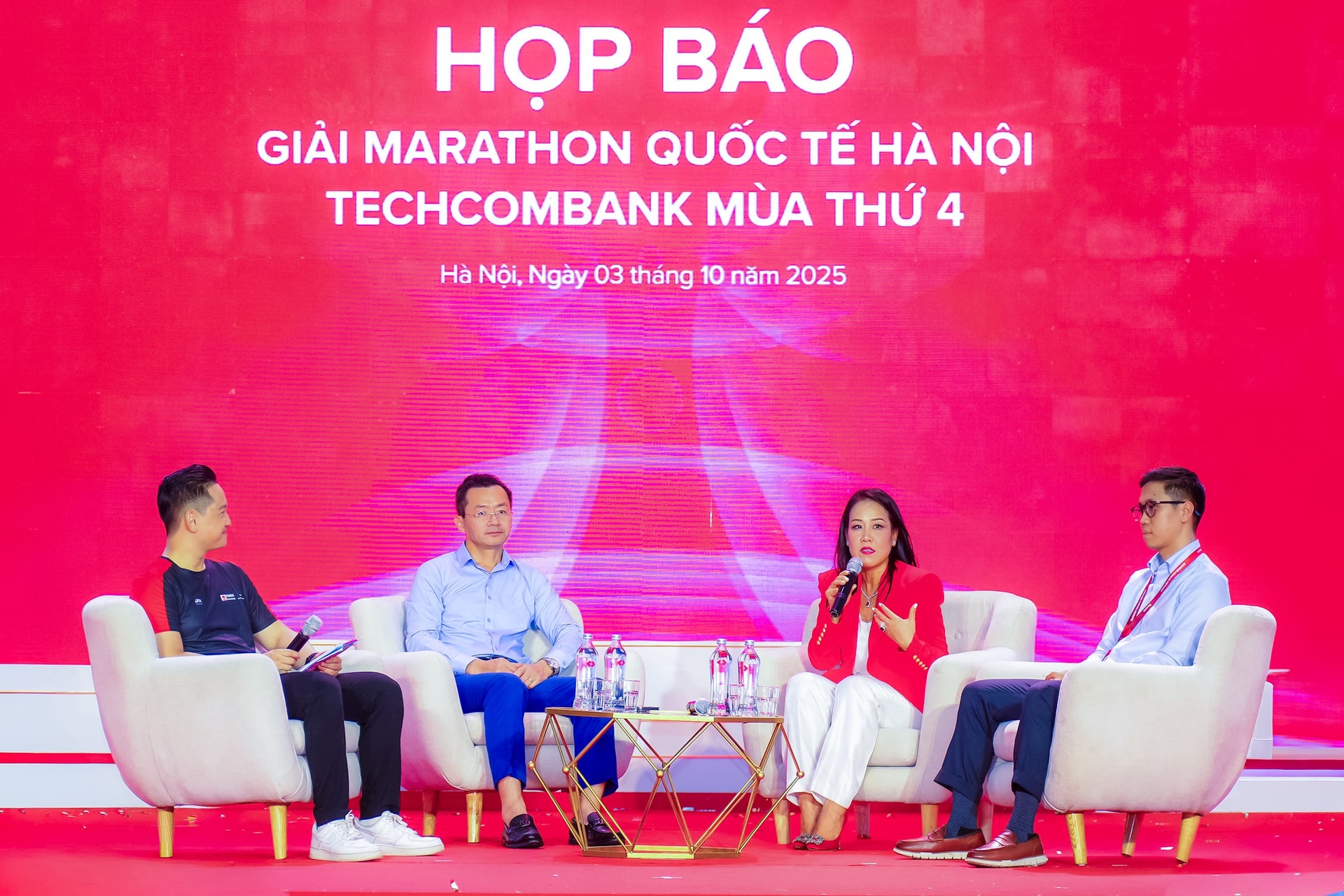 Khai mạc Giải Marathon Quốc tế Hà Nội Techcombank mùa thứ 4- Ảnh 4.
