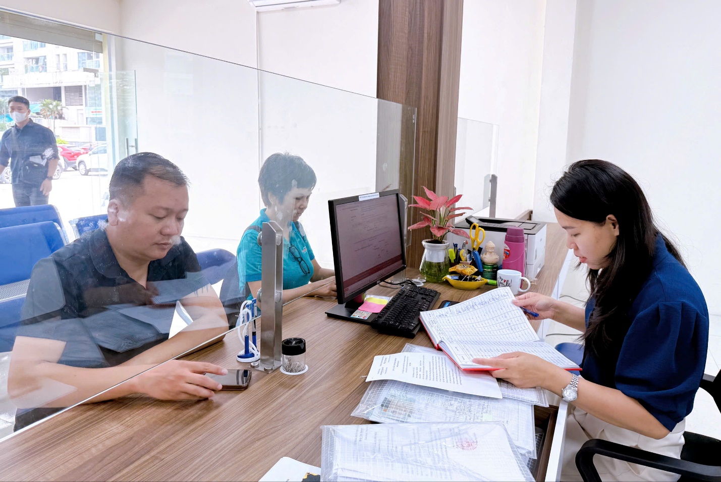 Phường Thanh Liệt nỗ lực nâng cao chất lượng phục vụ nhân dân trong giải quyết thủ tục hành chính- Ảnh 2.