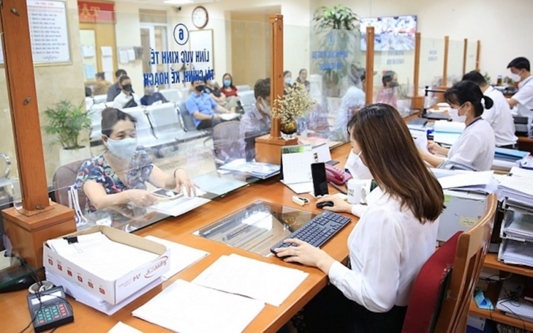 Ban hành mẫu Quyết định vể tổ chức bộ máy của các cơ quan chuyên môn thuộc UBND xã, phường