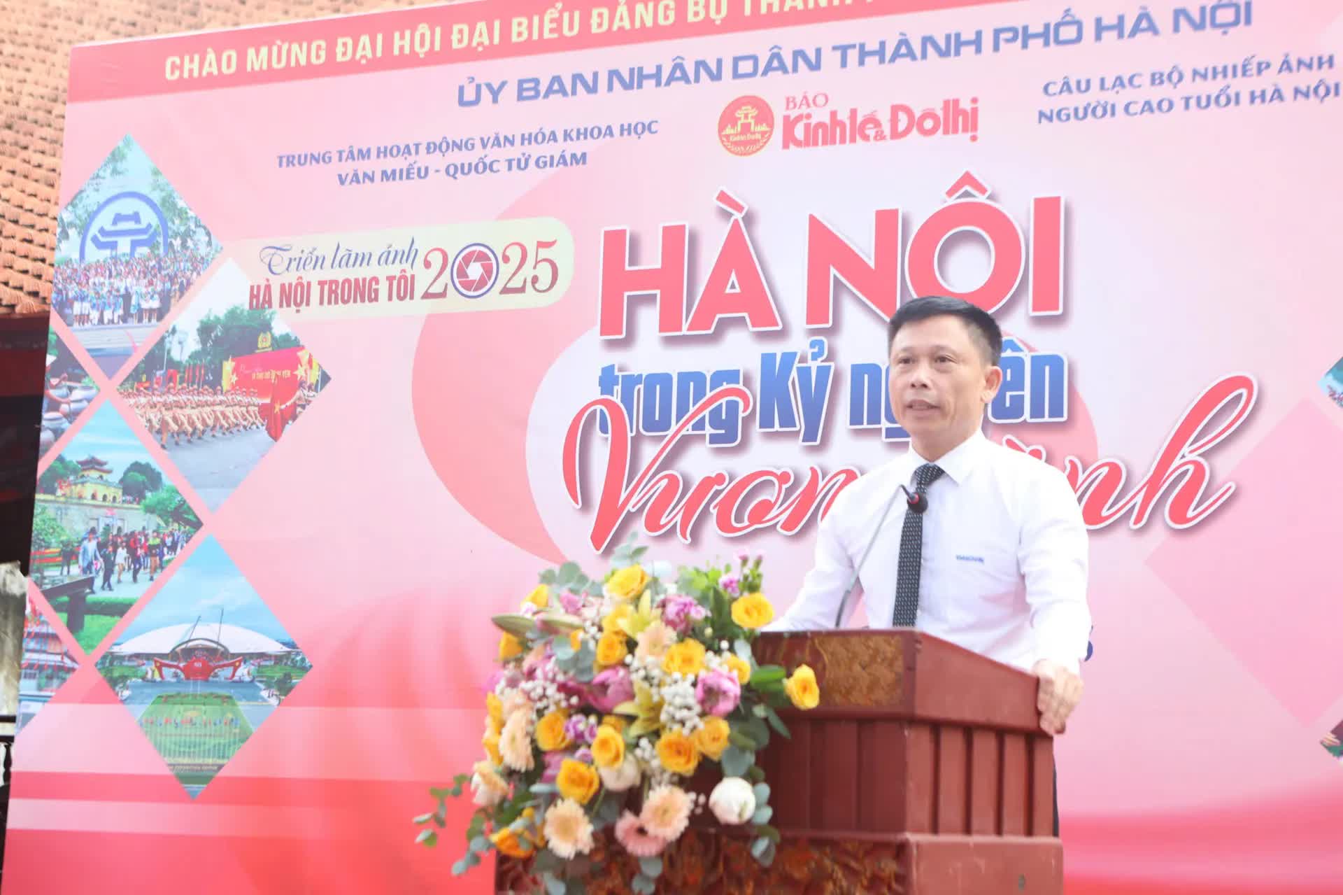 Phó Chủ tịch UBND Thành phố Trương Việt Dũng dự khai mạc triển lãm ảnh "Hà Nội trong tôi" 2025- Ảnh 2.