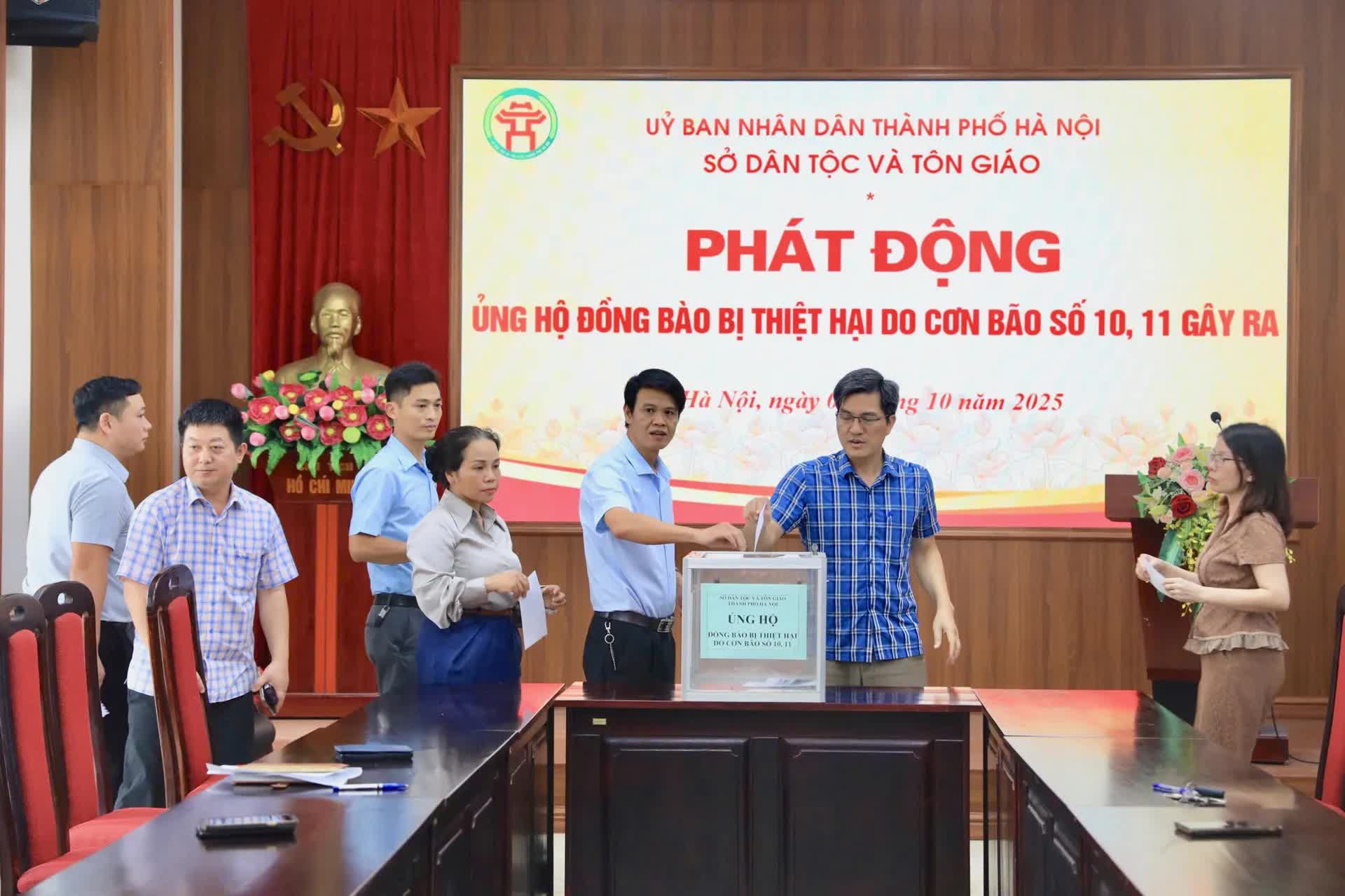 Sở Dân tộc và Tôn giáo Hà Nội phát động ủng hộ đồng bào bị thiệt hại do bão lũ- Ảnh 2.