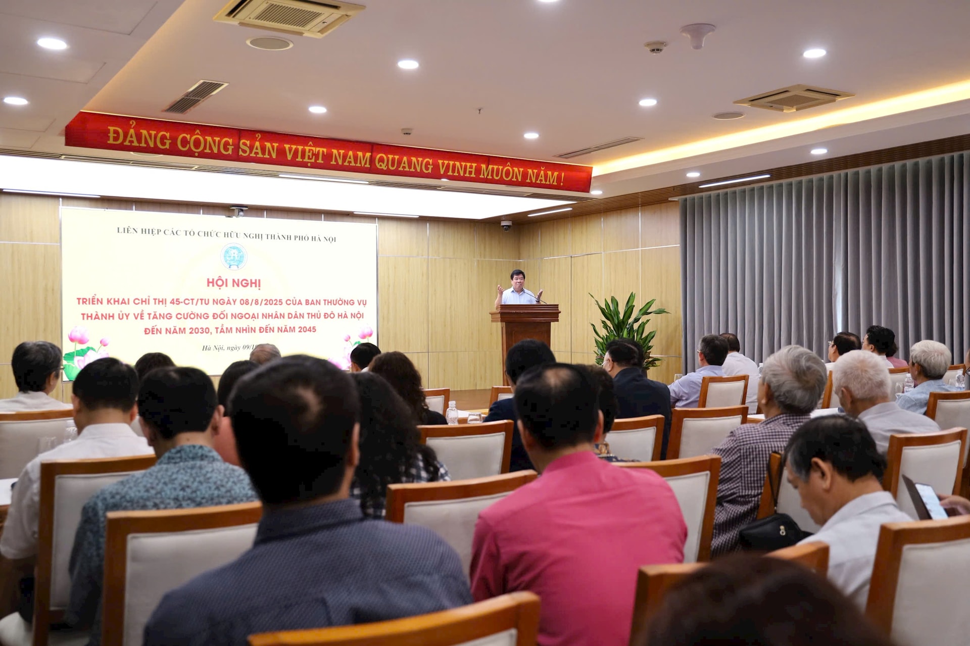 Tăng cường đối ngoại nhân dân Thủ đô đến năm 2030, tầm nhìn đến năm 2045- Ảnh 1.