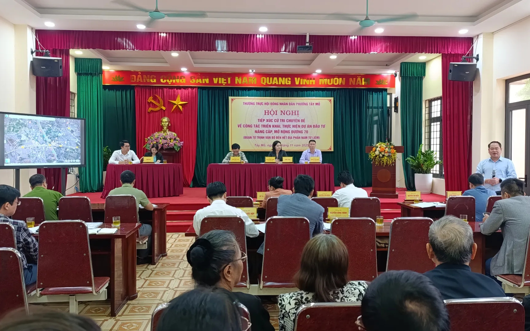 Konferencia jelenet Quang cảnh Hội nghị