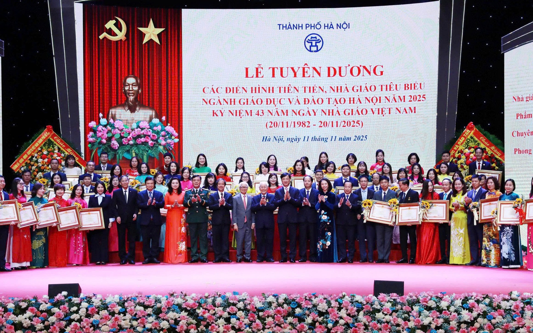 Hà Nội: Tuyên dương điển hình tiên tiến, nhà giáo tiêu biểu