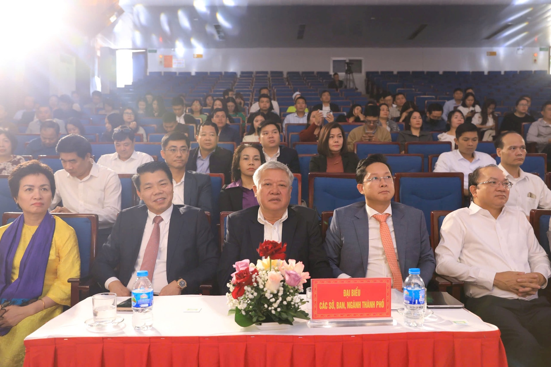 Thu hẹp thu nhập vùng đồng bào miền núi so với vùng nông thôn ngoại thành- Ảnh 1.