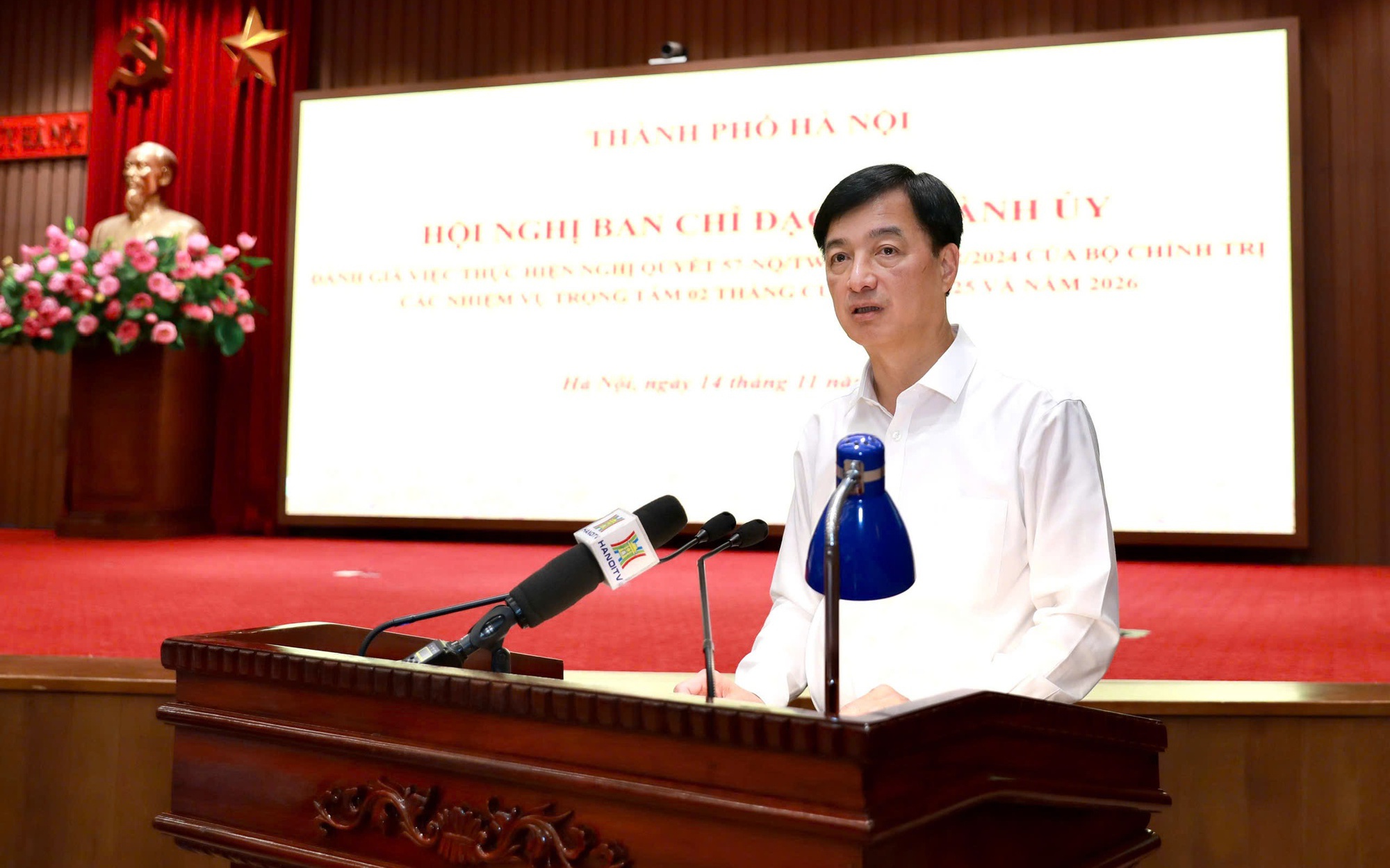 Bí thư Thành ủy Nguyễn Duy Ngọc phát biểu kết luận Hội nghị