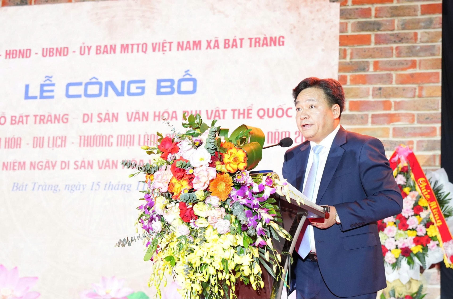 Công bố quyết định "Tri thức nấu cỗ Bát Tràng” là Di sản văn hóa phi vật thể quốc gia- Ảnh 2.