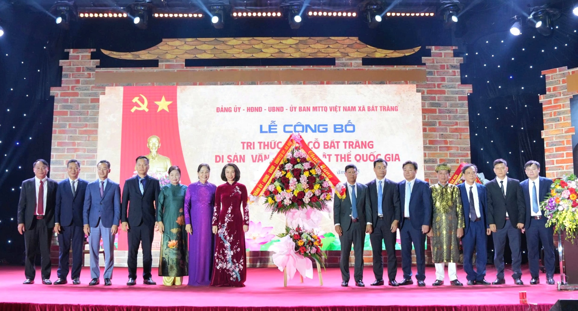 Công bố quyết định "Tri thức nấu cỗ Bát Tràng” là Di sản văn hóa phi vật thể quốc gia- Ảnh 1.