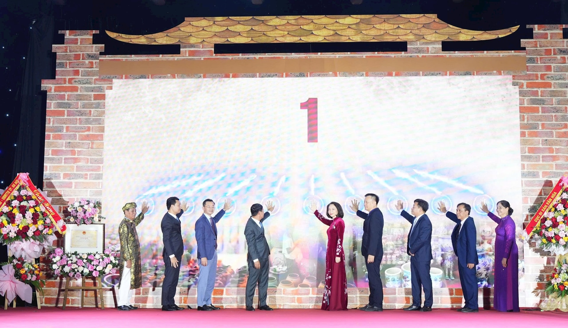 Công bố quyết định "Tri thức nấu cỗ Bát Tràng” là Di sản văn hóa phi vật thể quốc gia- Ảnh 4.