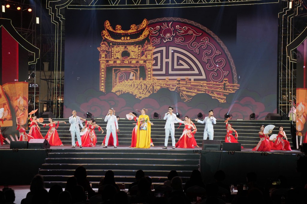 Festival Thăng Long - Hà Nội 2025 chính thức bế mạc- Ảnh 6.