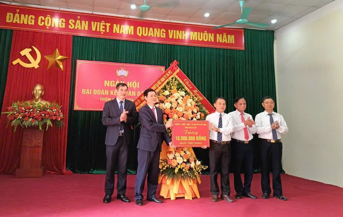 Phó Chủ tịch HĐND Thành phố Phạm Quí Tiên dự Ngày hội Đại đoàn kết toàn dân tộc tại thôn 4, xã Hòa Lạc- Ảnh 4.