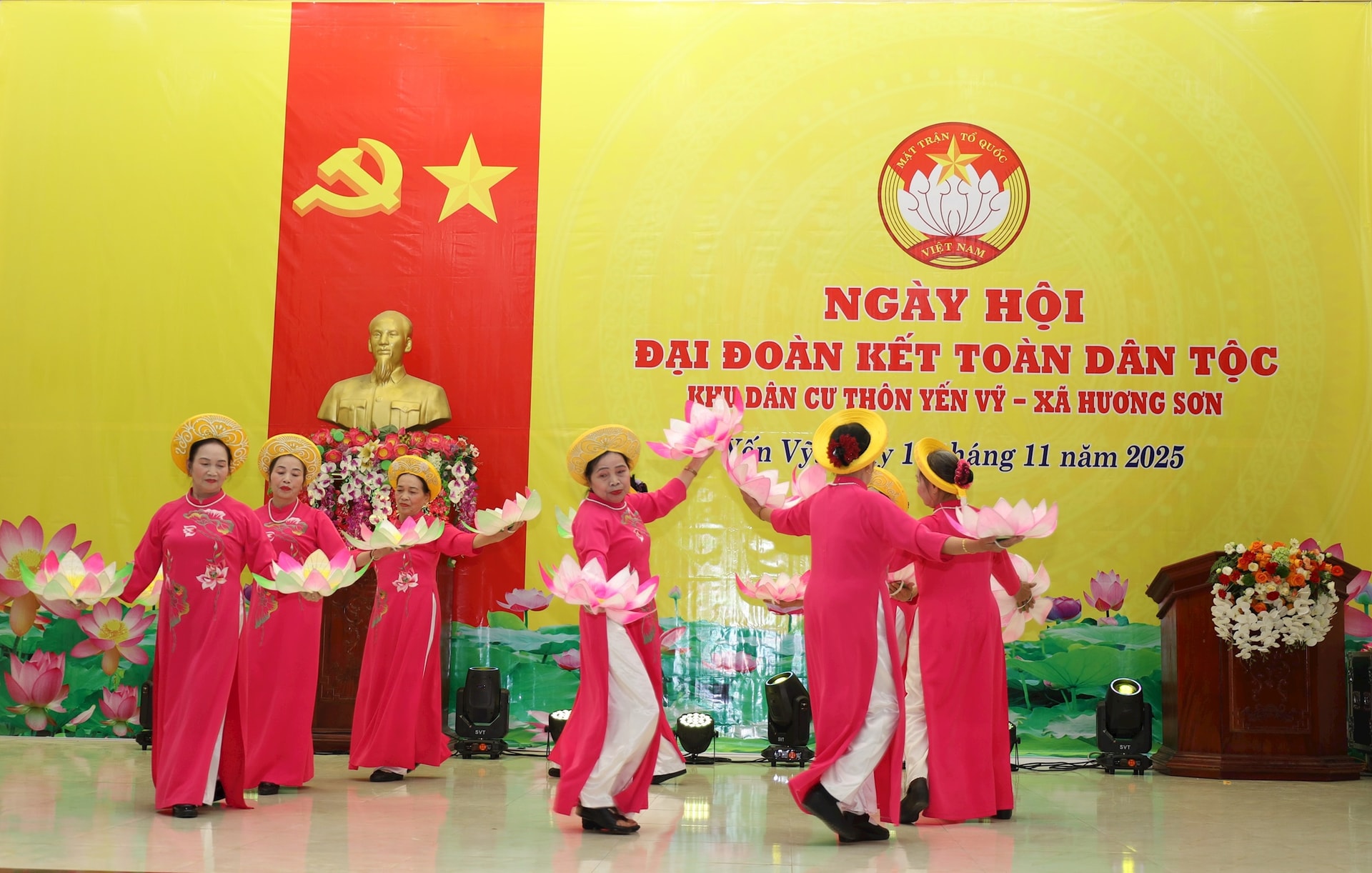 Trung tướng Nguyễn Thanh Tùng dự Ngày hội Đại đoàn kết toàn dân ở thôn Yến Vỹ- Ảnh 2.