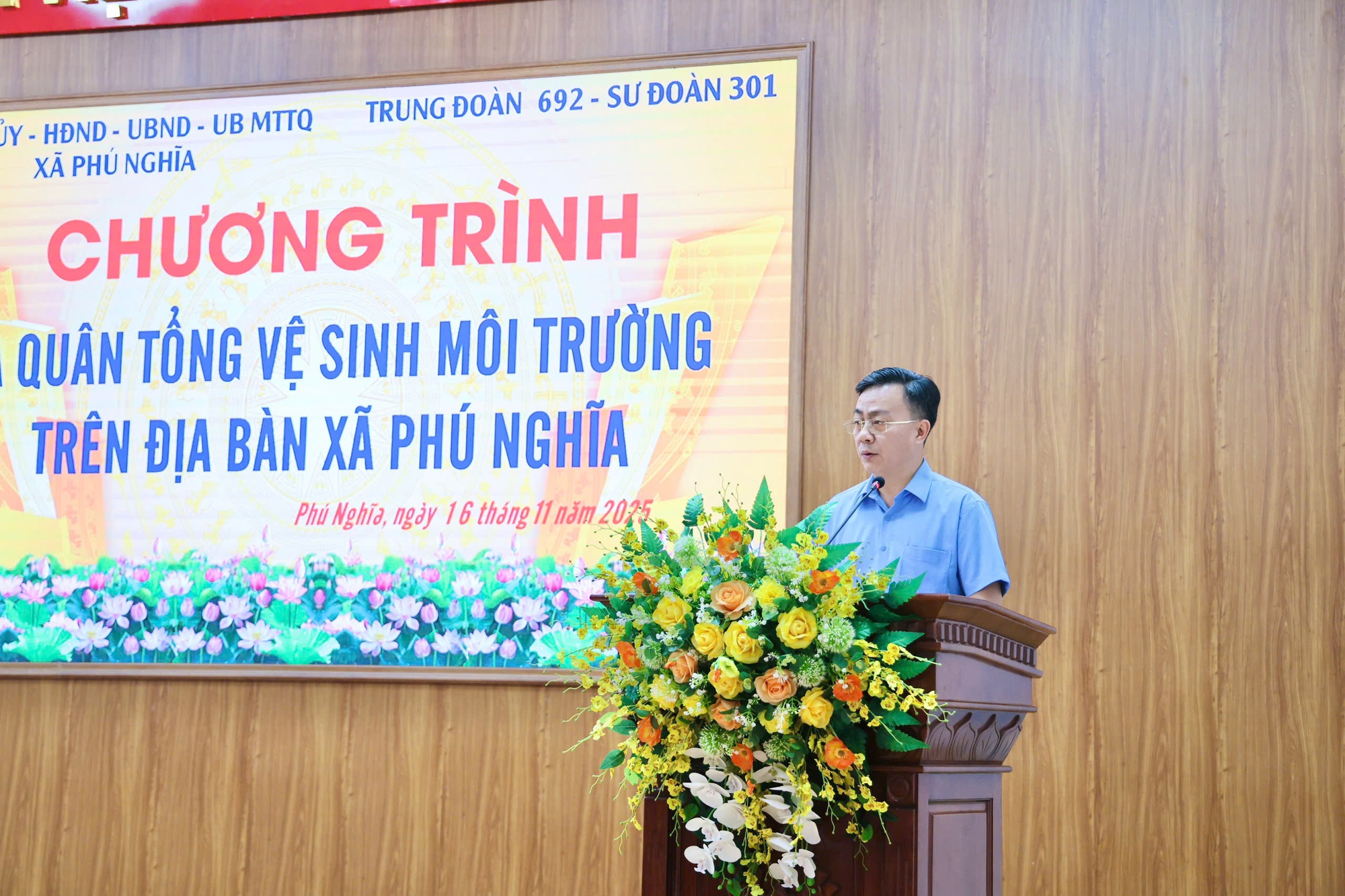 ឃុំ Phu Nghia ផ្សព្វផ្សាយស្មារតី រួមដៃគ្នាការពារបរិស្ថាន - រូបថត ១. Xã Phú Nghĩa lan tỏa tinh thần chung tay bảo vệ môi trường- Ảnh 1.