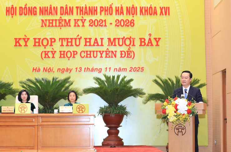 Nguyen Duc Trung elected as Hanoi's new chairman for 2021–2026 term- Ảnh 2.