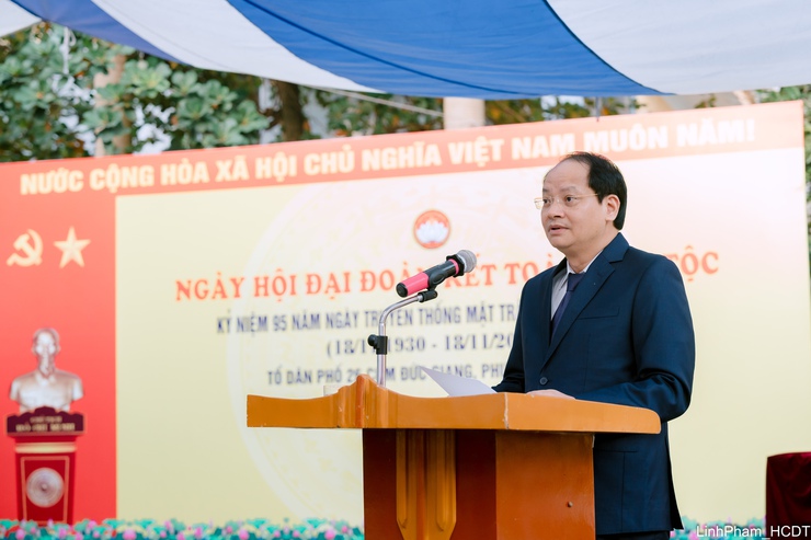 Hanoi highlights unity and progress at vibrant community festival in Viet Hung Ward- Ảnh 2.