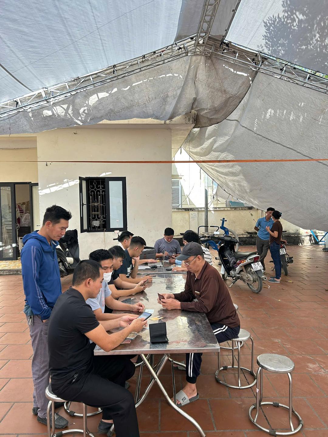 UBND xã Ô Diên triển khai Đợt cao điểm làm sạch dữ liệu giao thông- Ảnh 3.