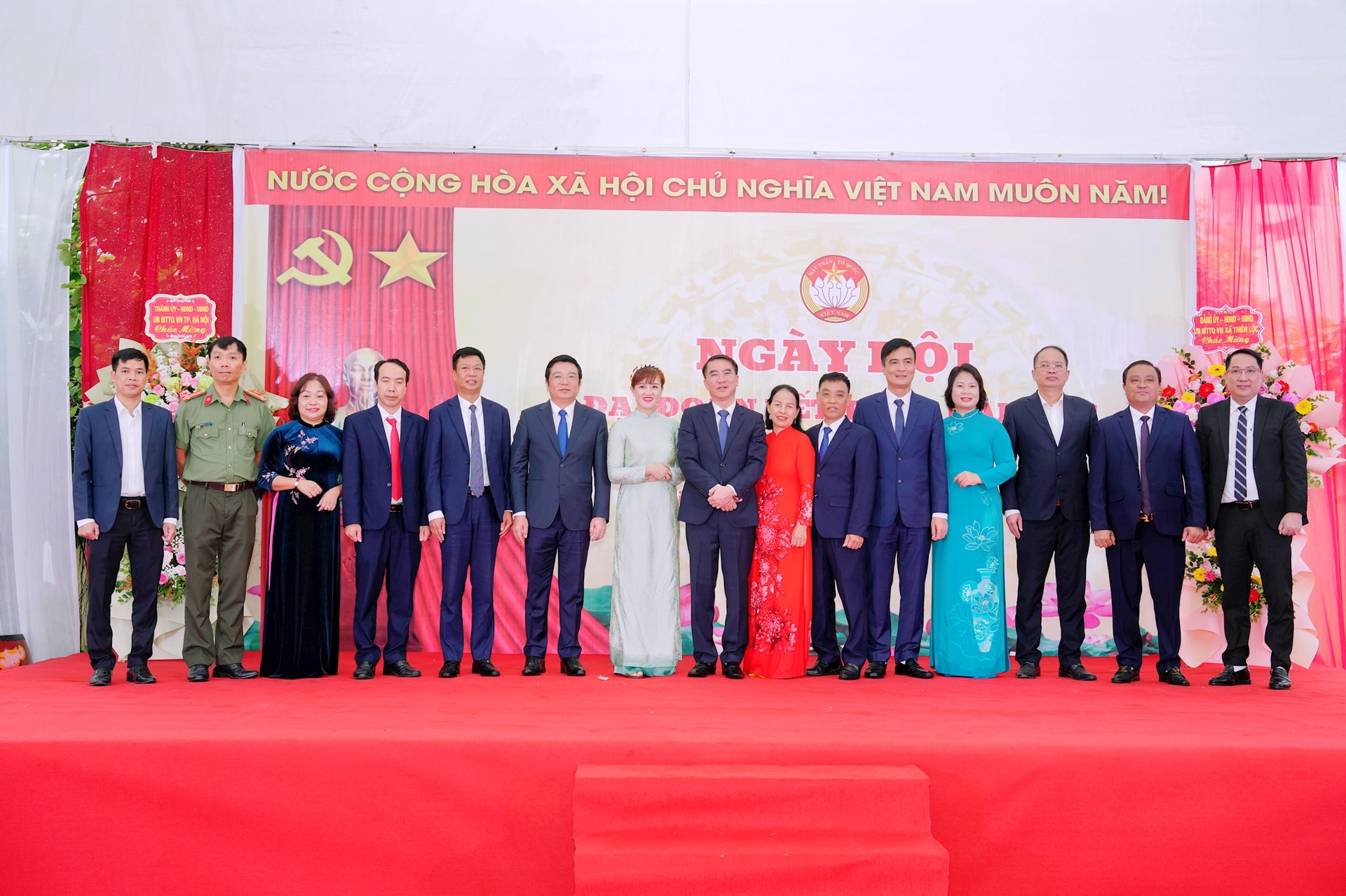 Chủ nhiệm Ủy ban Kiểm tra Thành ủy Nguyễn Xuân Lưu dự Ngày hội Đại đoàn kết toàn dân tộc xã Thiên Lộc- Ảnh 6.