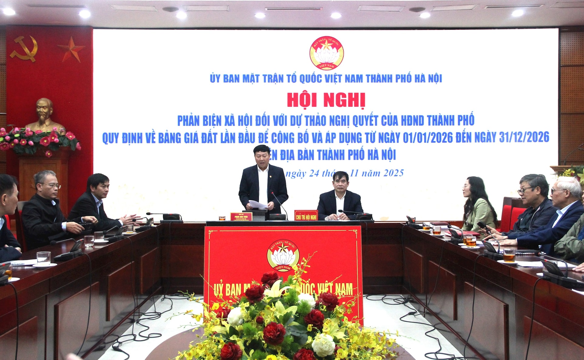 Phản biện xã hội về việc quy định bảng giá đất lần đầu áp dụng từ ngày 1/1 đến 31/12/2026- Ảnh 2.