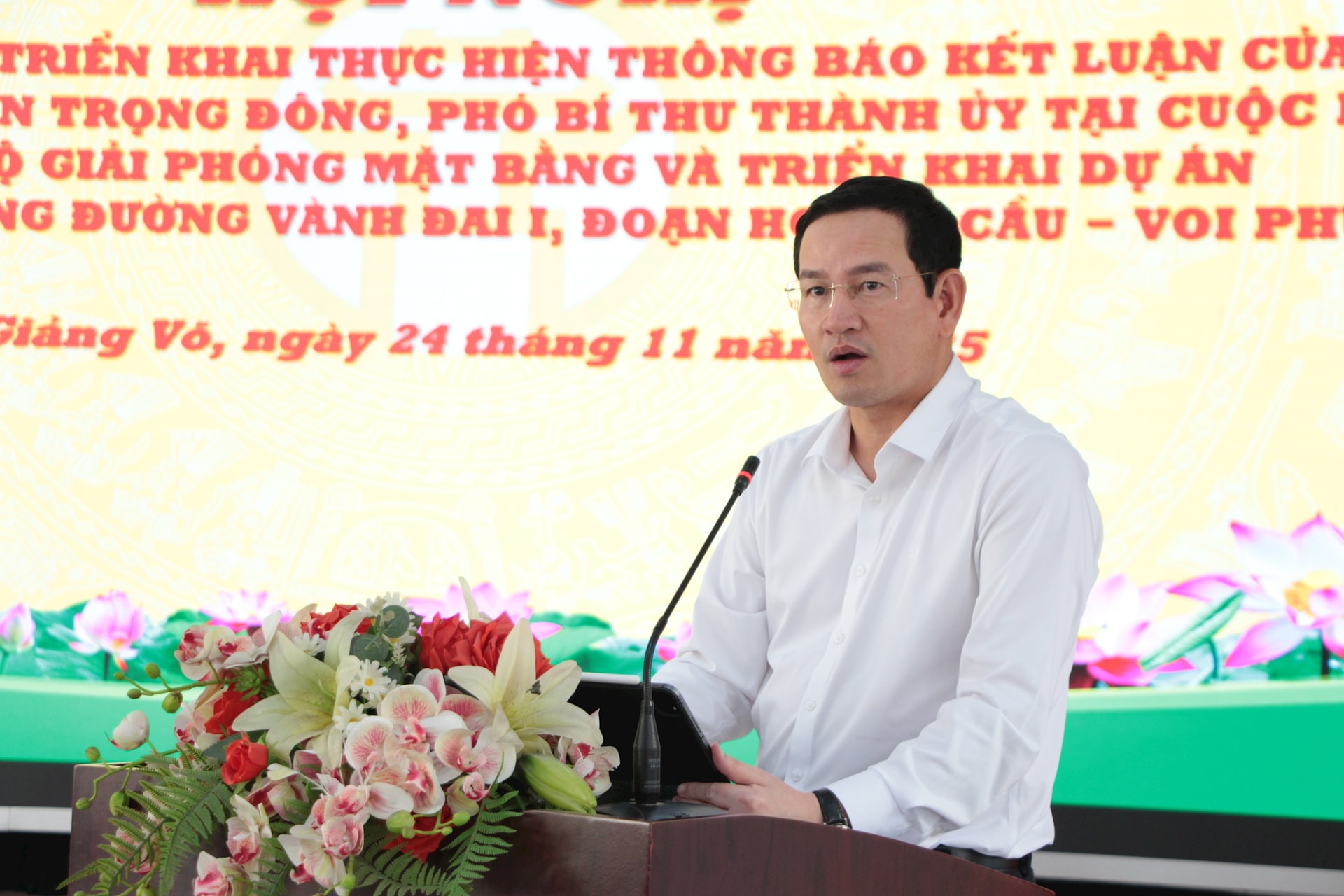 جیانگ وو وارد بر تکمیل پاکسازی محل برای جاده کمربندی ۱ ظرف ۲۰ روز تمرکز دارد - عکس ۳. Phường Giảng Võ tập trung hoàn thành giải phóng mặt bằng đường Vành đai 1 trong 20 ngày- Ảnh 3.