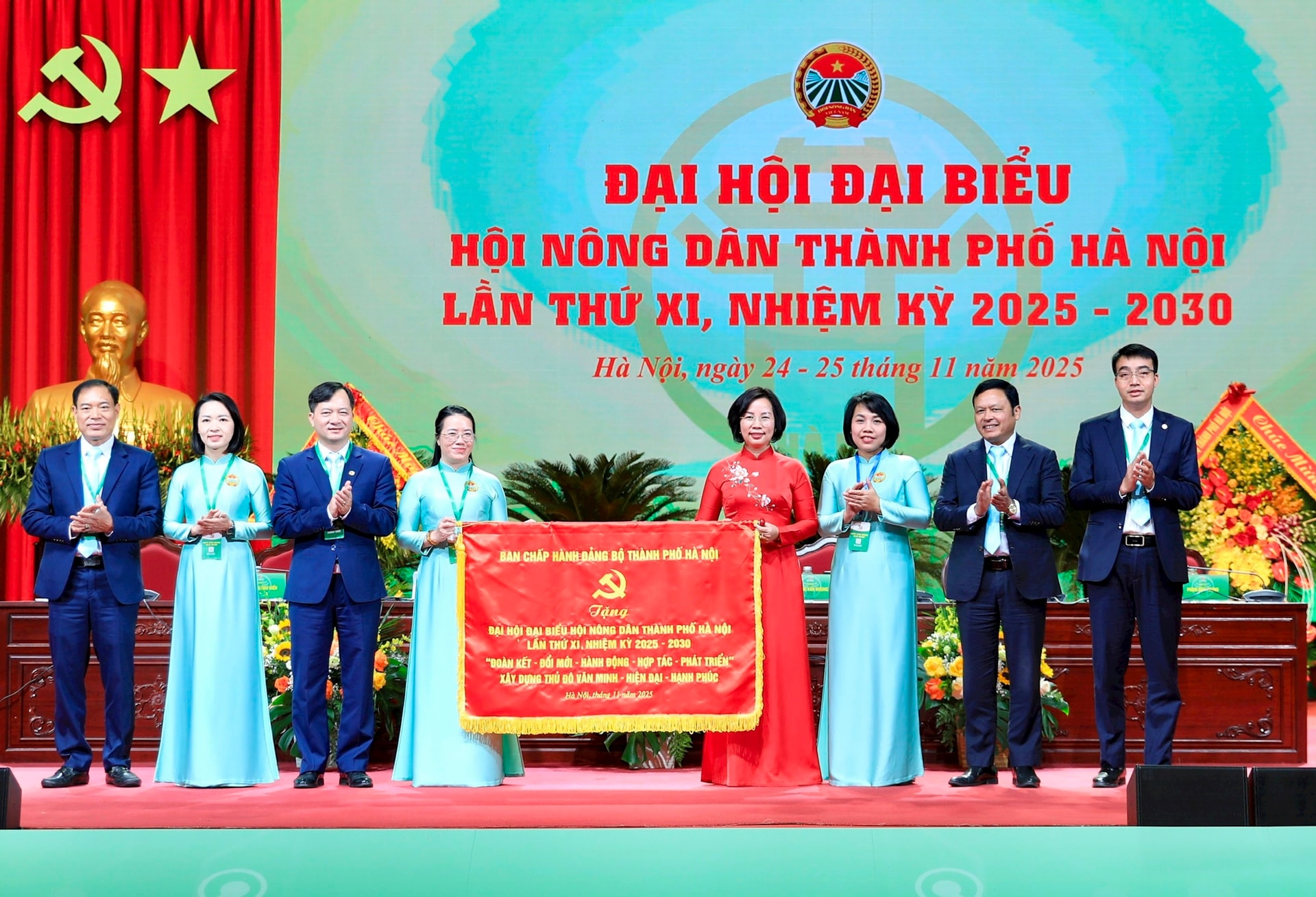Đại hội đại biểu Hội Nông dân thành phố Hà Nội lần thứ XI, nhiệm kỳ 2025-2030 thành công tốt đẹp- Ảnh 5.
