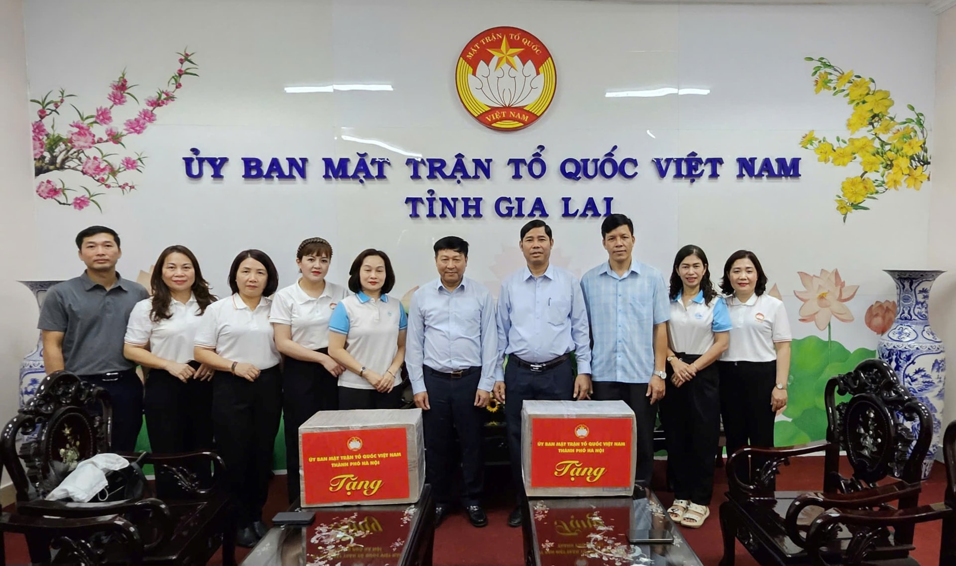 Hà Nội trao 50 tấn hàng hỗ trợ nhân dân tỉnh Gia Lai- Ảnh 2.