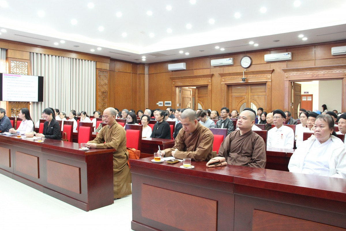 Thông tin tình hình kinh tế - xã hội tới các tổ chức tôn giáo và đồng bào dân tộc thiểu số- Ảnh 2.