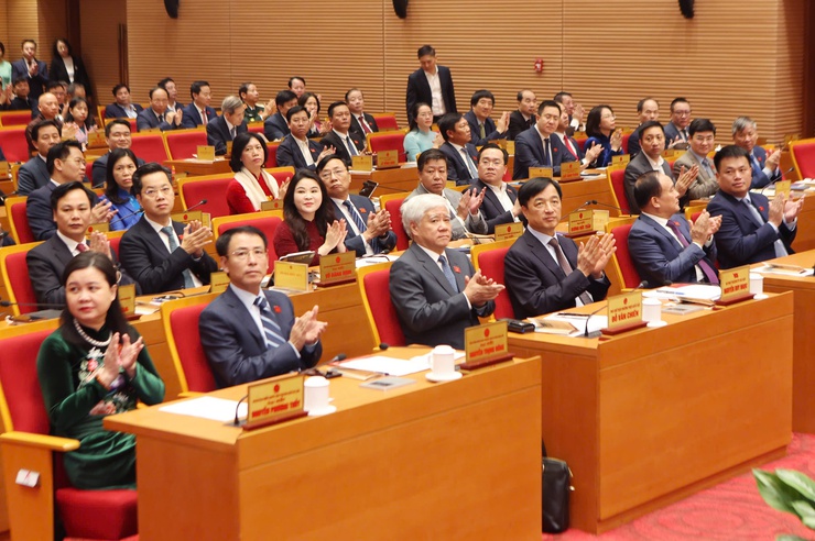 Hanoi records first ever budget revenue surpassing $22.7 billion- Ảnh 2.