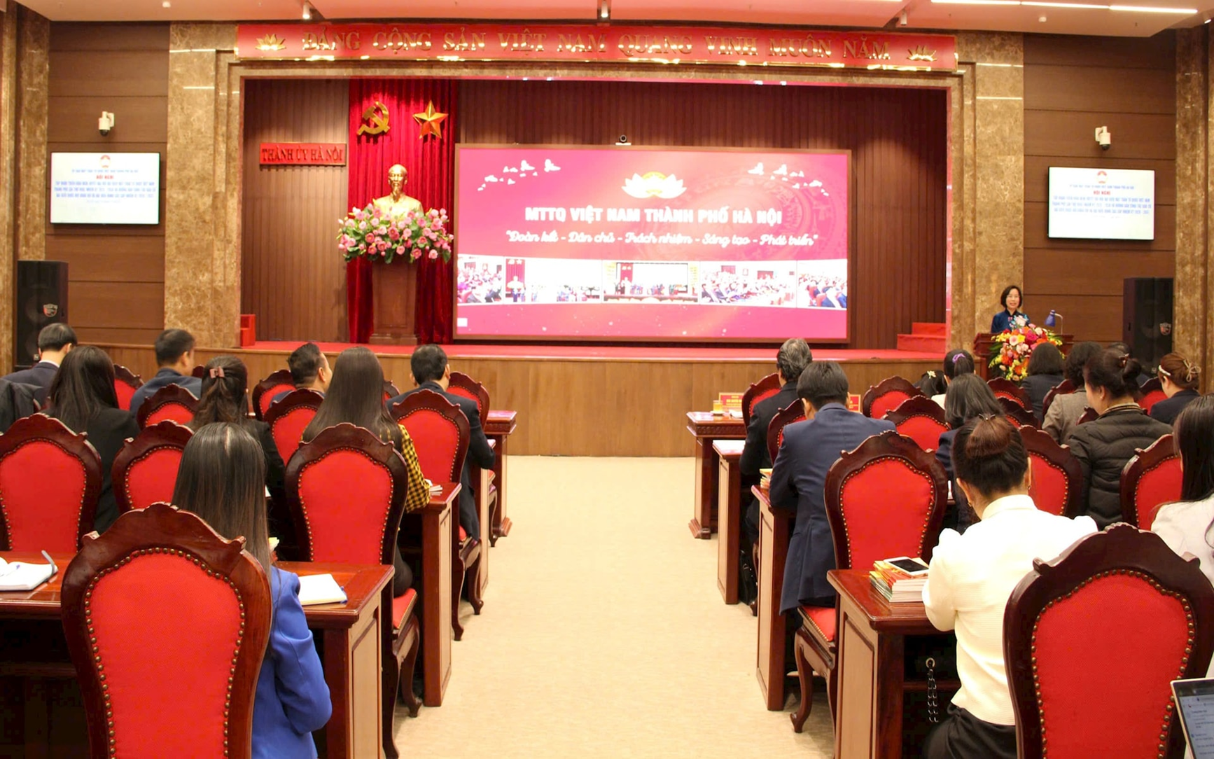 Quang cảnh Hội nghị