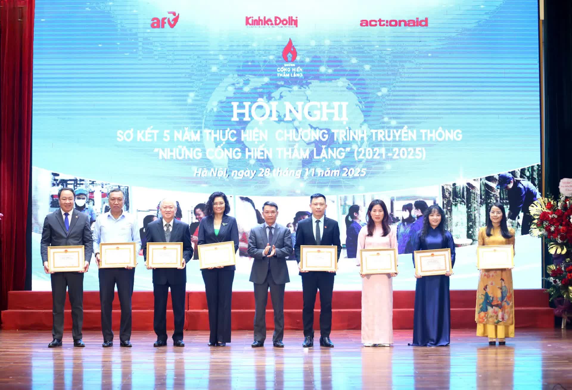 Trao giải cuộc thi "Những cống hiến thầm lặng" 2025- Ảnh 5.